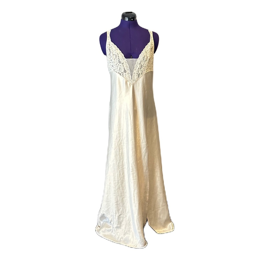 Vintage Victoria Secret Bridal Cream White Lace Satin Maxi Dress Nightgown